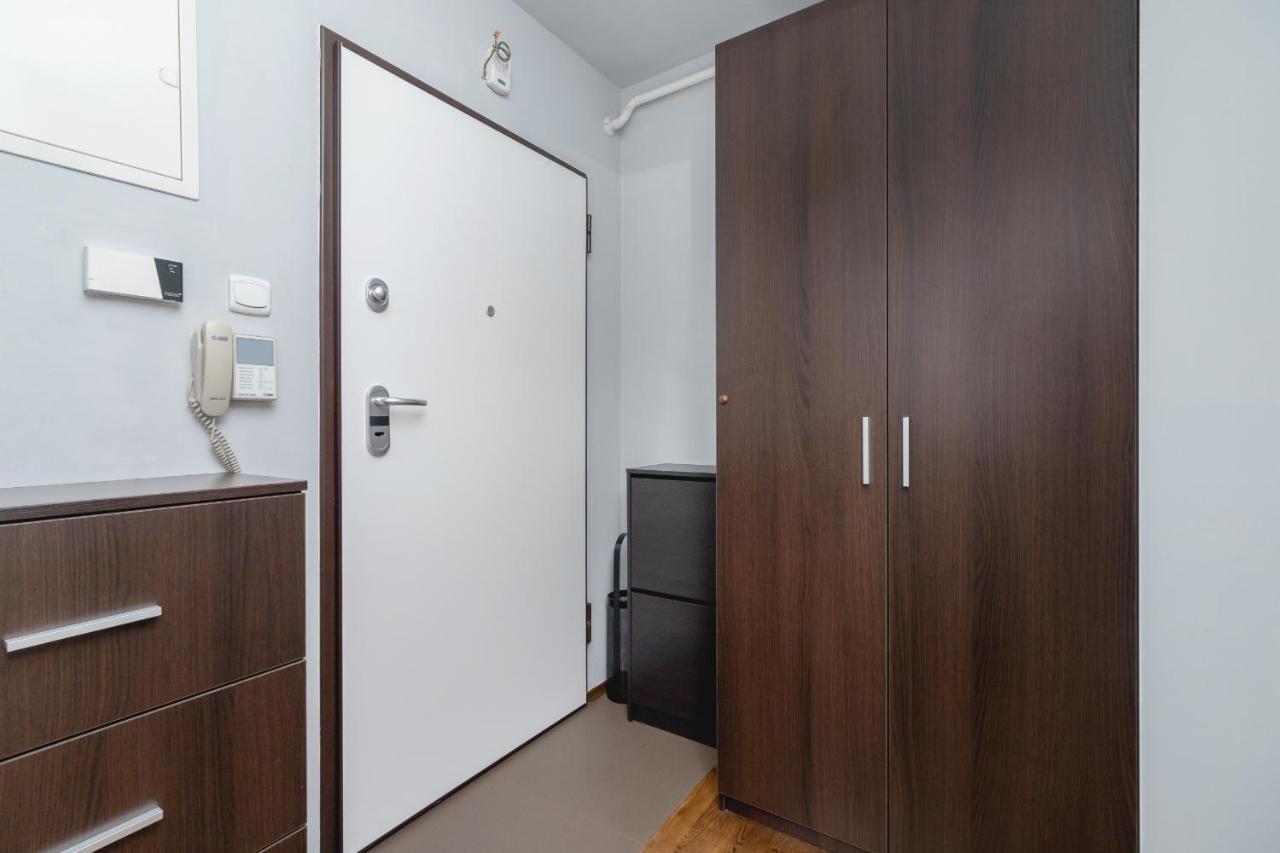 Cracow Skalki Twardowskiego Tyniecka By Noclegi Renters 克拉科夫 外观 照片