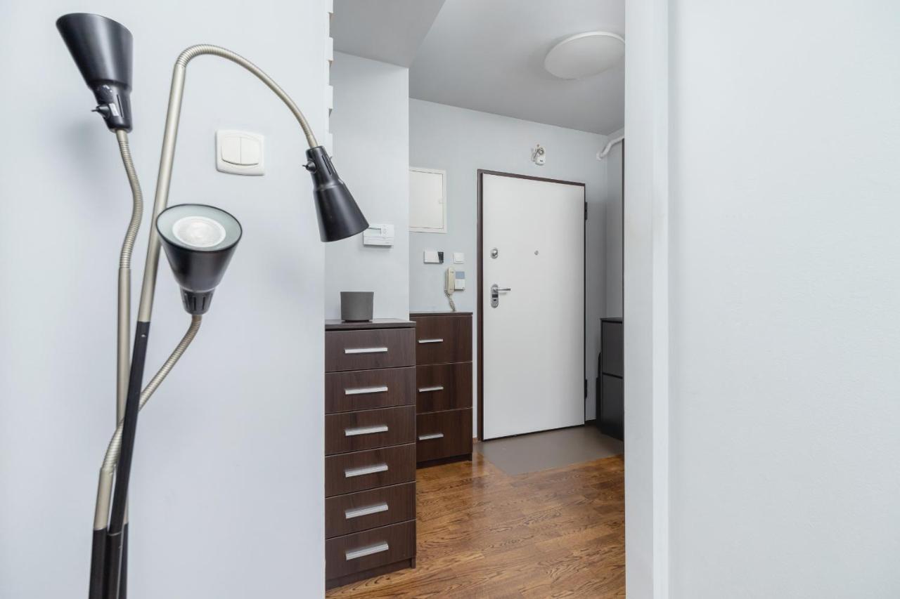 Cracow Skalki Twardowskiego Tyniecka By Noclegi Renters 克拉科夫 外观 照片